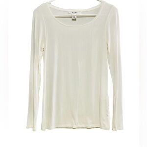 WHBM/Basic shirt long sleeve/white color/Size XXS